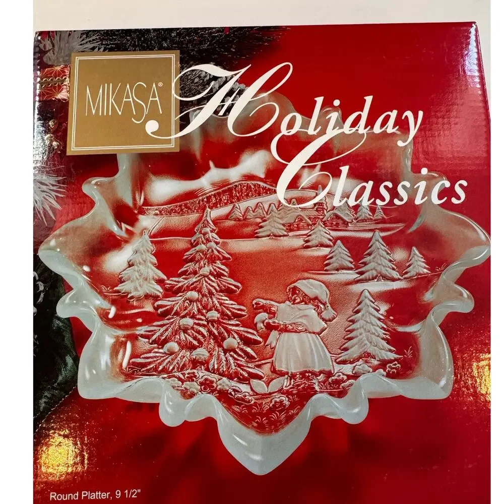New in Box Vtg Mikasa Holiday Classics 9.5